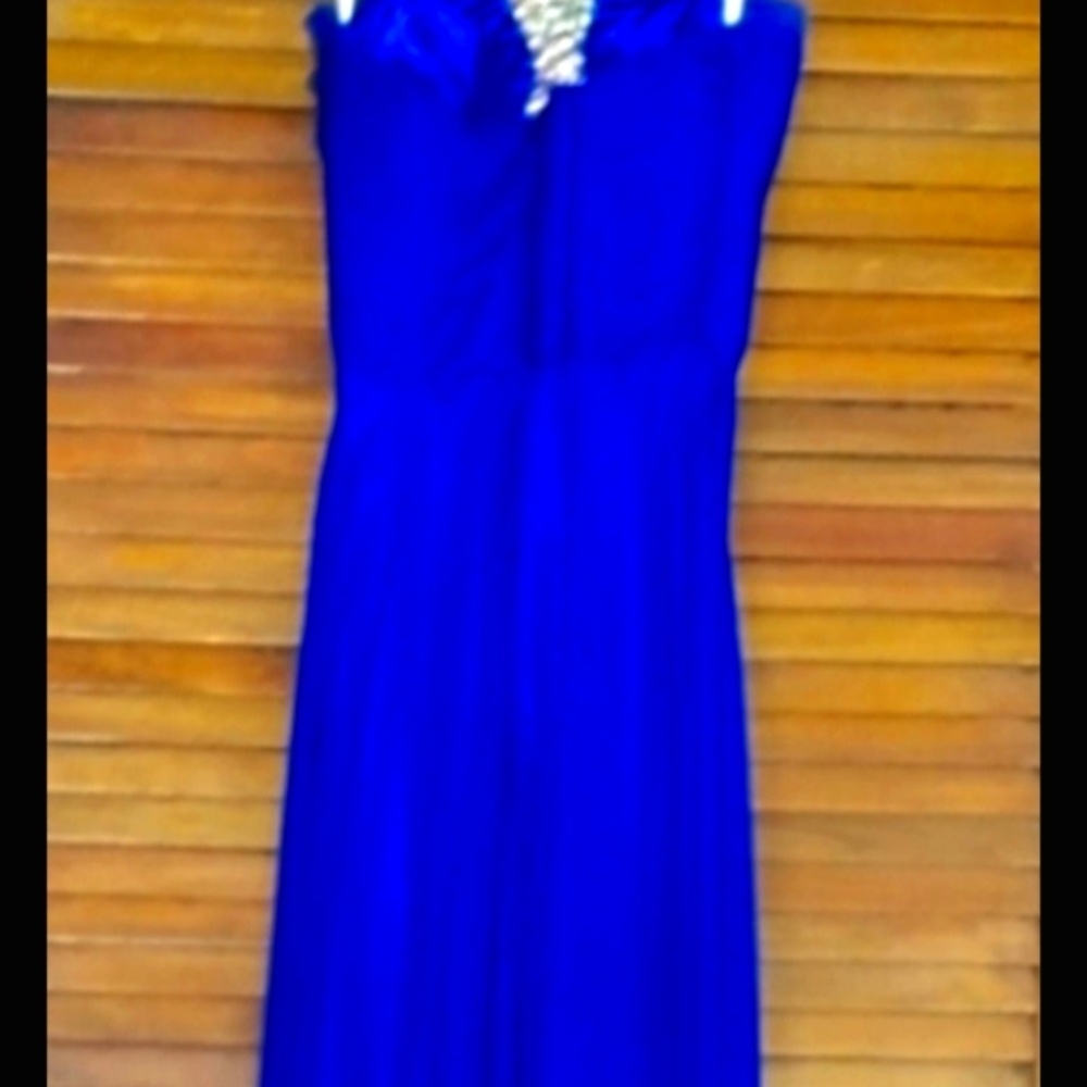 Tiffany prom dress size 6